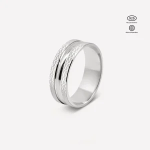 Anillo Ondara de Plata 925, perfil vertical, ondulaciones labradas mediterráneas con baño extra de rodio